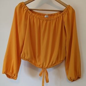 Aritzia Wifred Eleanora off-the-shoulder blouse | Size M